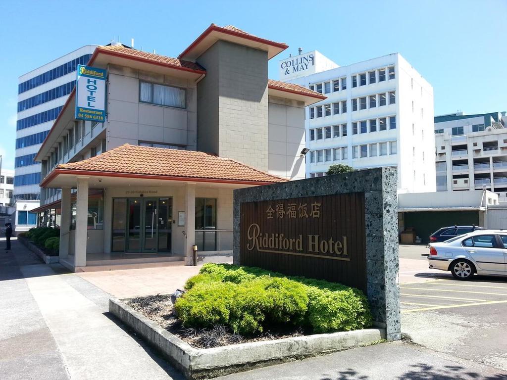 Riddiford Hotel Лоуэр-Хатт Экстерьер фото